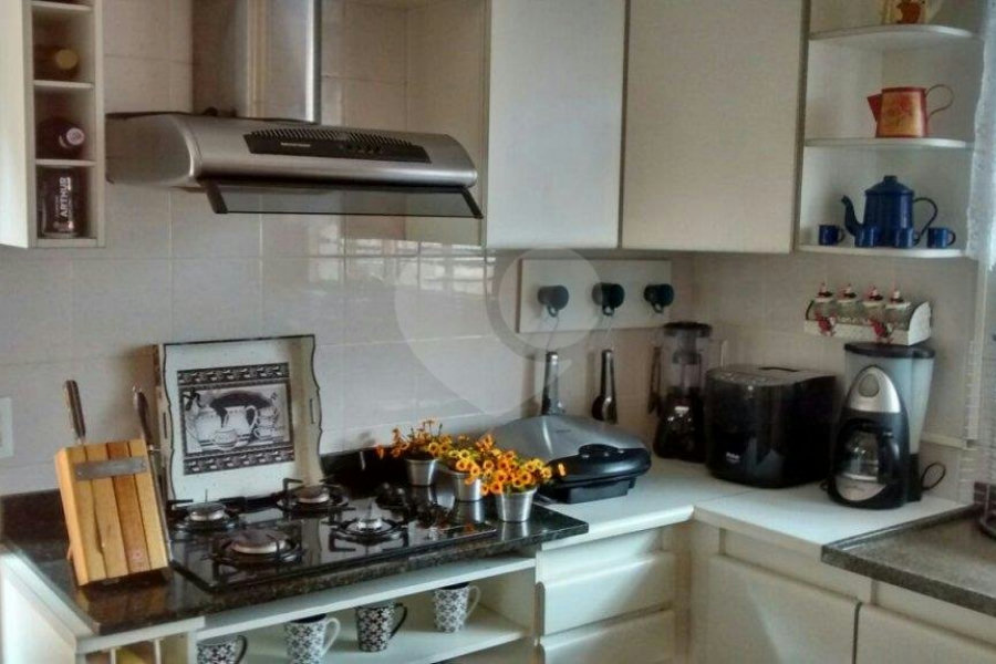 Casa Térrea à venda com 3 quartos, sendo 1 suíte,  em Jardim Peri, São Paulo, SP