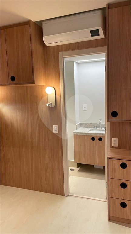 Apartamento à venda ou para alugar com 2 suítes em Pinheiros, São Paulo, SP