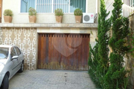 Sobrado à venda com 3 suítes em Vila Medeiros, São Paulo, SP