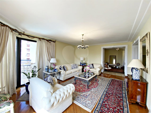 Apartamento à venda com 4 suítes em Santana, São Paulo, SP