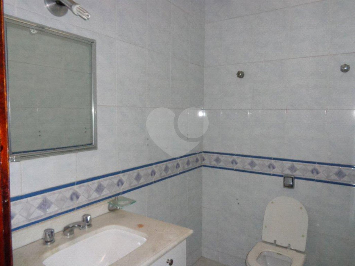 Casa à venda com 3 suítes no condomínio Dracena, São Paulo - SP