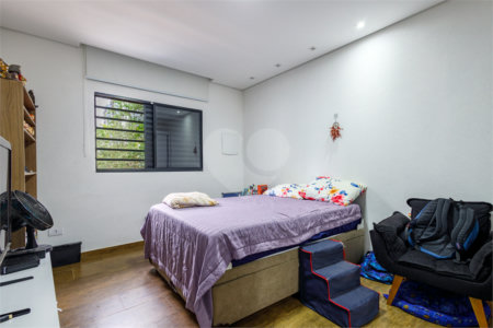 Sobrado à venda com 4 quartos, sendo 2 suítes, em Ipiranga, São Paulo, SP