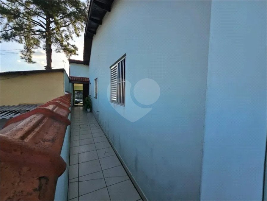 Casa Térrea à venda com 3 quartos no Centro, Poá, SP