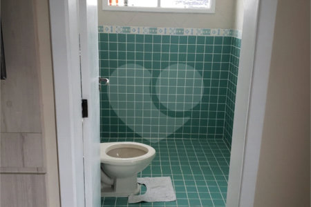 Casa à venda com 6 quartos, sendo 3 suítes, em Alto Ipiranga, Mogi das Cruzes, SP