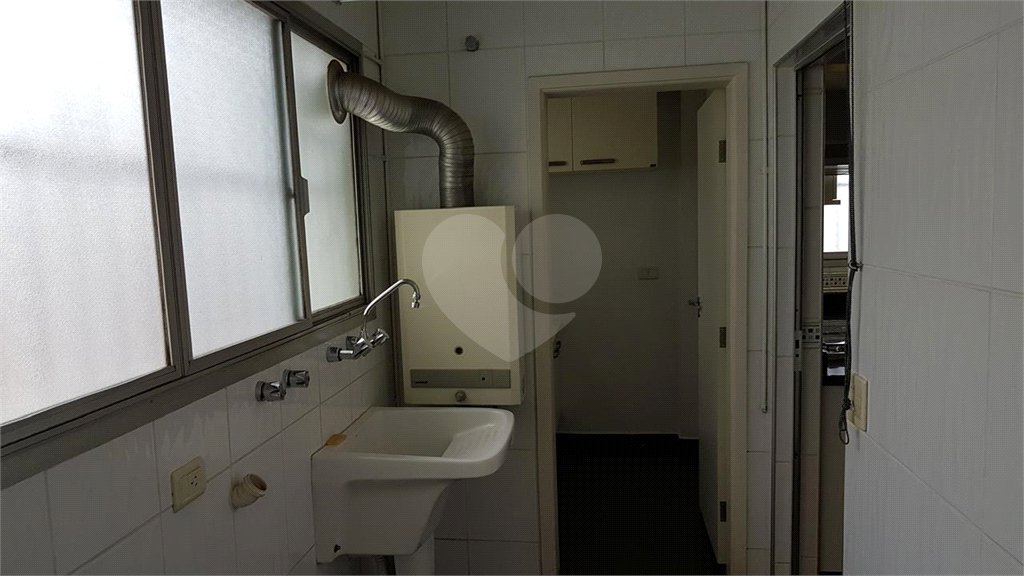 Apartamento à venda com 3 quartos, sendo 1 suíte, em Alto da Lapa, São Paulo, SP