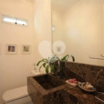 Casa à venda com 4 quartos, sendo 2 suítes, no condomínio Melbourne Residence, São Paulo - SP