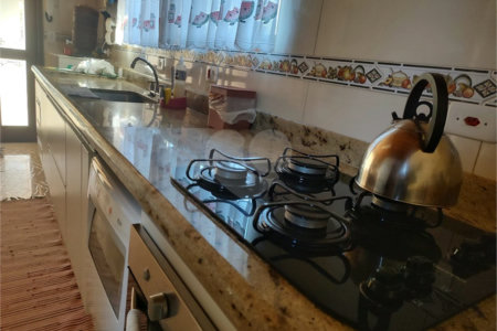 Chácara à venda com 4 quartos, sendo 1 suíte, em Chácaras Fernão Dias, Atibaia, SP