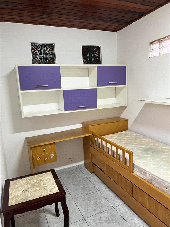 Sobrado à venda com 5 quartos, sendo 2 suítes, em Vila Universitária, São Paulo, SP