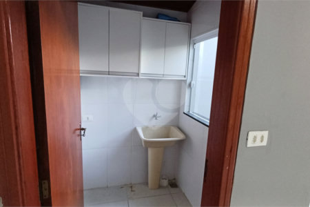 Casa à venda com 2 quartos em Vila Mazzei, Itapetininga, SP