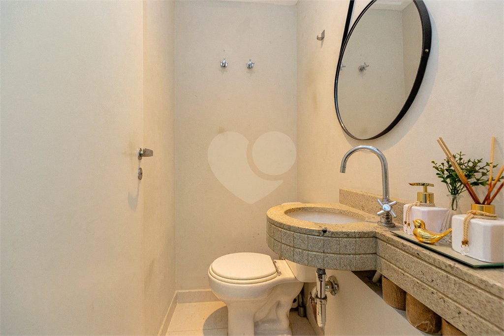 Apartamento à venda com 3 quartos, sendo 2 suítes, em Chácara Santo Antônio (zona Sul), São Paulo, SP