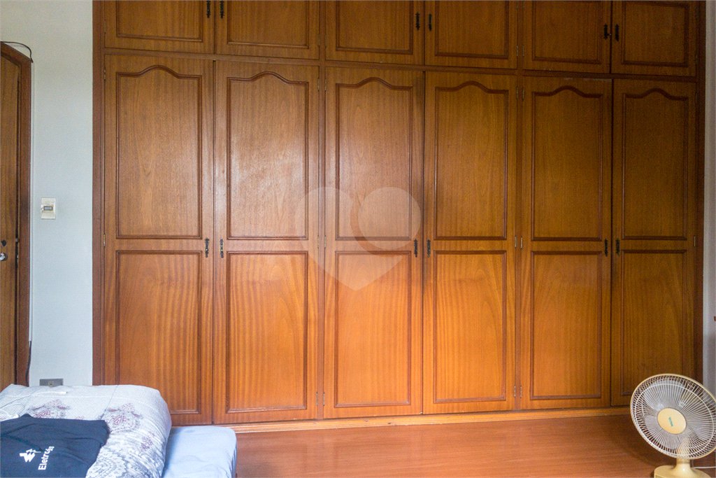 Casa à venda com 3 quartos, sendo 2 suítes, em Granja Julieta, São Paulo, SP