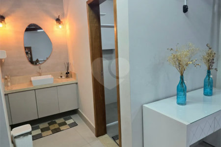 Casa à venda com 3 quartos, sendo 1 suíte, em Santa Teresinha, São Paulo, SP
