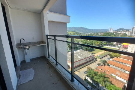 Apartamento à venda com 2 quartos, sendo 1 suíte,  em Vila Thais, Atibaia, SP