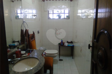 Casa à venda com 4 suítes em Vila Galvão, Guarulhos, SP