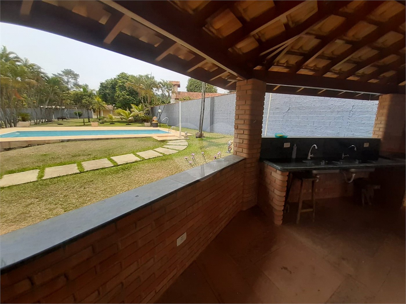Chácara à venda com 5 quartos, sendo 4 suítes, em Micai, Salto, SP