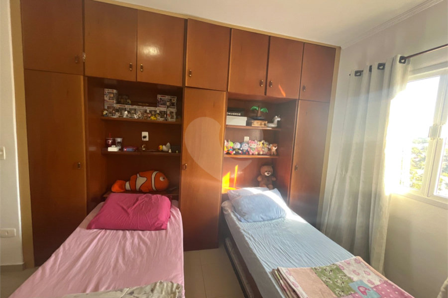 Sobrado à venda com 7 quartos, sendo 1 suíte, em Tremembé, São Paulo, SP