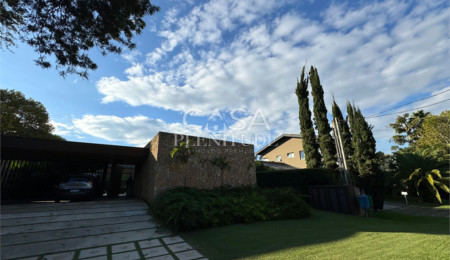 Casa em condomínio à venda ou para alugar com 4 suítes em Chácara Santa Terezinha, Araçoiaba da Serra, SP