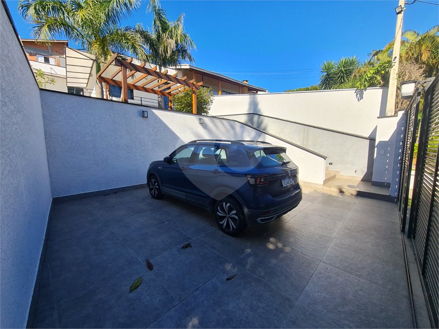 Casa com 4 dormitórios à venda, 214 m² por R$ 1.890.000 - Parque Arco Iris - Atibaia/SP