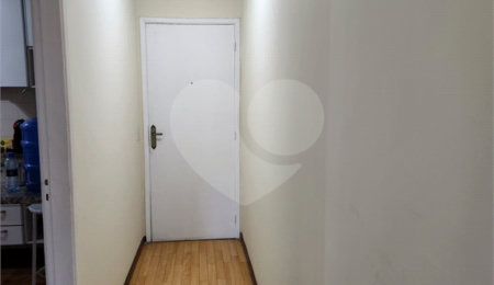 Apartamento à venda com 3 quartos, sendo 1 suíte,  em Jardim Simus, Sorocaba, SP