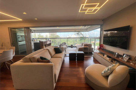 Apartamento à venda com 3 suítes em Jardim Marajoara, São Paulo, SP