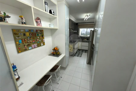 Apartamento à venda com 3 suítes em Jardim Marajoara, São Paulo, SP