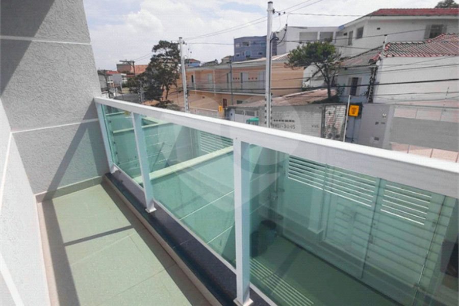Sobrado à venda com 2 suítes em Vila Constança, São Paulo, SP