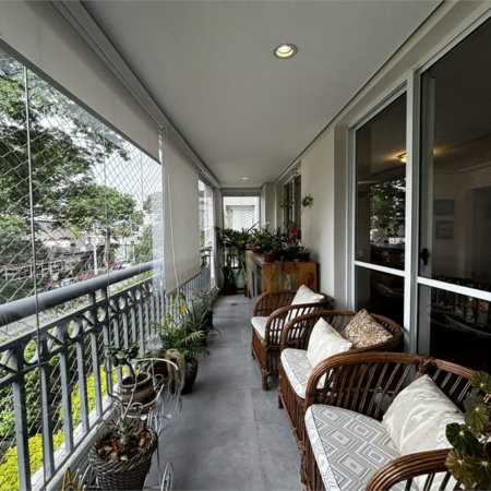 Apartamento para alugar com 3 suítes em Vila Romana, São Paulo, SP