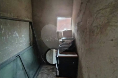 Casa à venda com 2 quartos no condomínio Antilhas, Cotia - SP