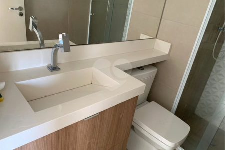 Apartamento à venda com 2 quartos em Cambuci, São Paulo, SP