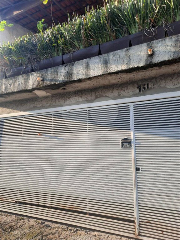 Sobrado à venda com 2 quartos, sendo 1 suíte, em Residencial Rancho Grande, Itaquaquecetuba, SP