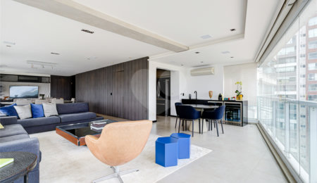 Apartamento à venda com 3 suítes em Campo Belo, São Paulo, SP