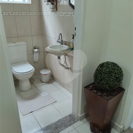 Sobrado à venda com 2 quartos, sendo 1 suíte,  em Jardim São Pedro, Mogi das Cruzes, SP