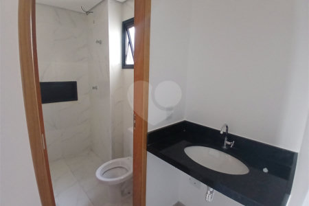 Casa à venda com 2 quartos no condomínio Sintra, São Paulo - SP
