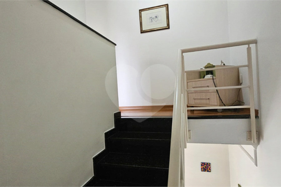 Casa à venda com 3 quartos, sendo 1 suíte, no condomínio Res Santa Inês, São Paulo - SP