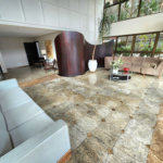 Apartamento Alto Padrão Frente Mar com 4 Dormitórios, 3 Suítes e 3 Vagas na Orla de Santos