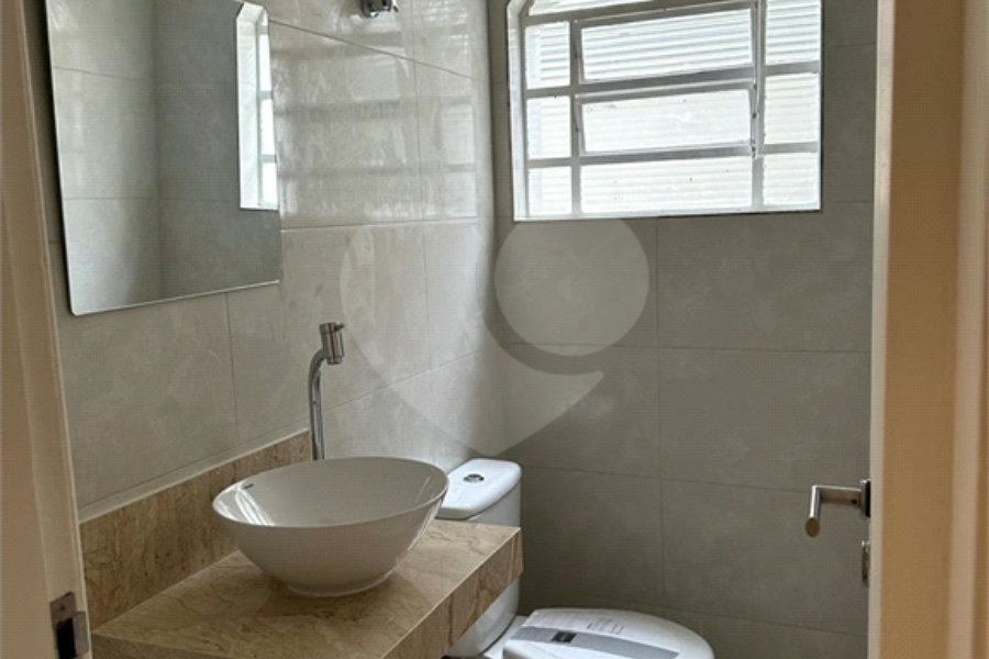 Casa à venda com 4 quartos, sendo 1 suíte, em Jabaquara, São Paulo, SP