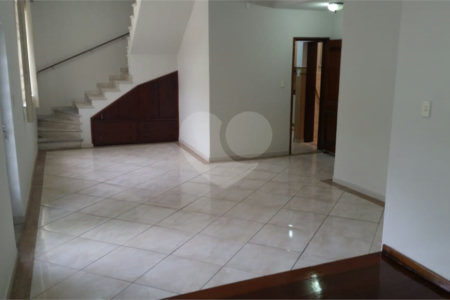 Casa à venda com 5 quartos, sendo 2 suítes, em Andaraí, Rio de Janeiro, RJ
