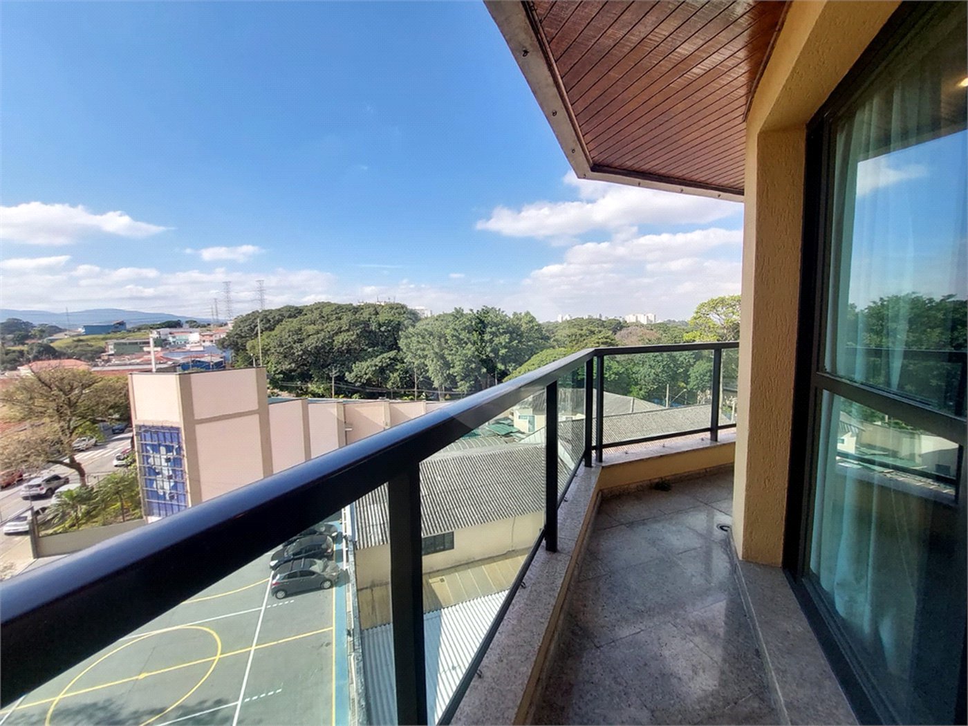 Apartamento à venda com 3 quartos, sendo 1 suíte, em Parque São Domingos, São Paulo, SP