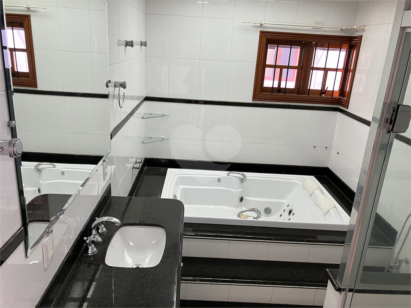 Casa à venda com 3 suítes em Jardim Pagliato, Sorocaba, SP