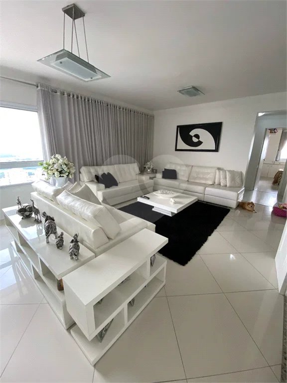 Apartamento à venda com 3 suítes em Santa Teresinha, São Paulo, SP