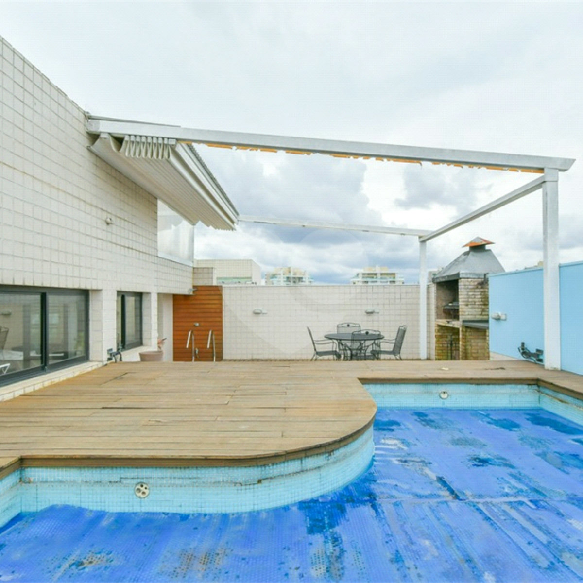 Apartamento à venda com 4 quartos, sendo 2 suítes, em Panamby, São Paulo, SP