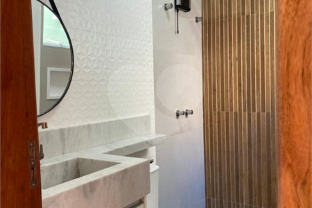 Casa à venda com 2 quartos, sendo 1 suíte, no condomínio Ilha das Águas, Salto - SP