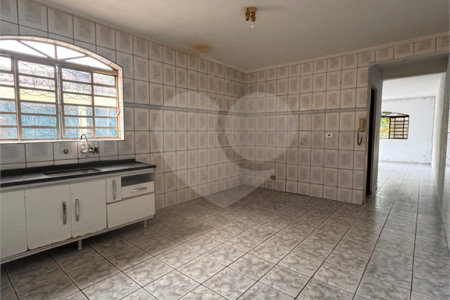 Sobrado para alugar com 3 quartos em Jardim São Vicente, São Paulo, SP