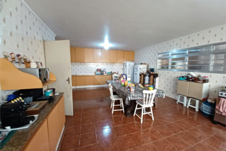 Sobrado à venda com 4 quartos, sendo 2 suítes, em Vila Medeiros, São Paulo, SP