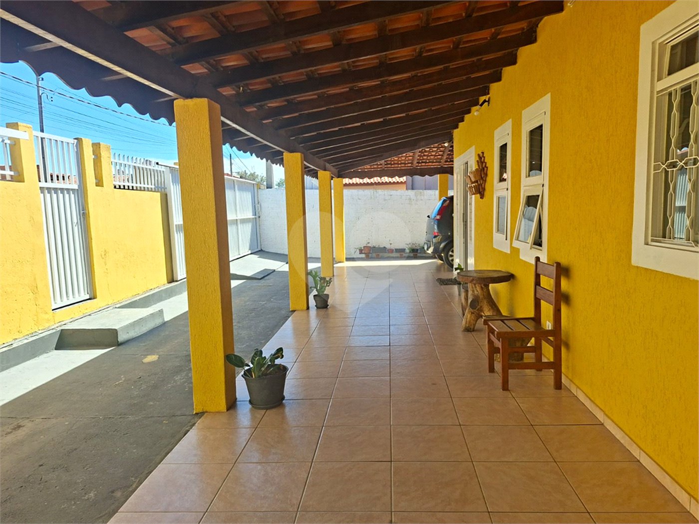 Casa à venda com 3 quartos, sendo 1 suíte,  em Tatetú, Alambari, SP