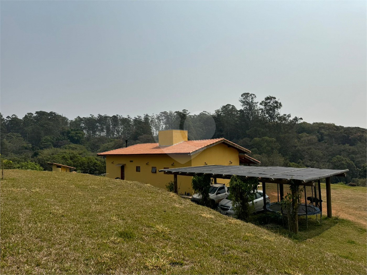 Sítio à venda com 3 quartos, sendo 1 suíte,  em Week-end, Jarinu, SP