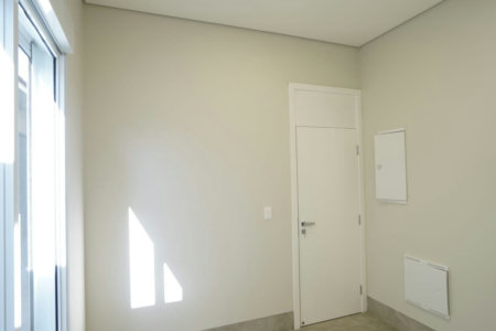 Casa à venda com 4 quartos, sendo 1 suíte, em Parque Residencial Mart Ville, Presidente Prudente, SP