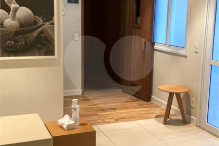 Apartamento à venda com 2 quartos em Vila Anastácio, São Paulo, SP