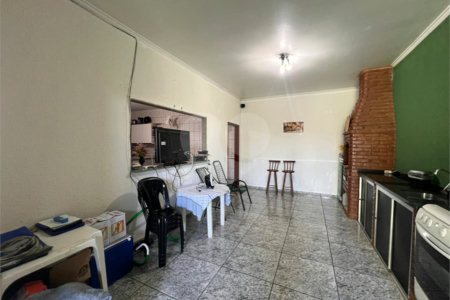 Casa à venda com 2 quartos, sendo 1 suíte, em Vila Barth, Itapetininga, SP