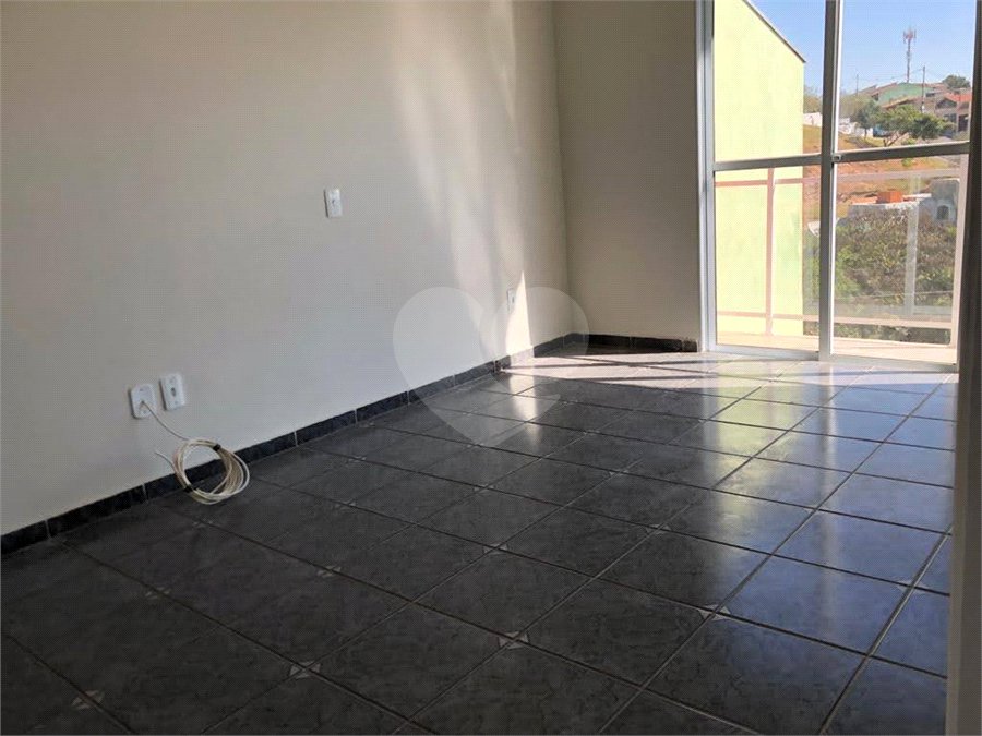Casa à venda com 3 quartos, sendo 1 suíte, em Cidade Nova, Jundiaí, SP